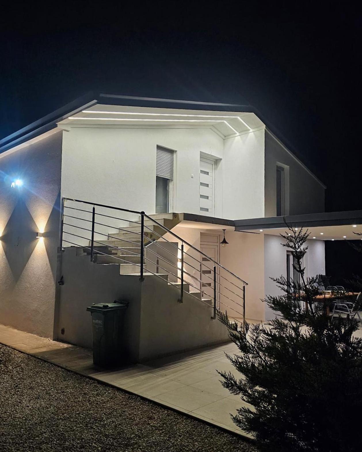 Aleya FERIENHAUS mit Pool Medulin Dış mekan fotoğraf